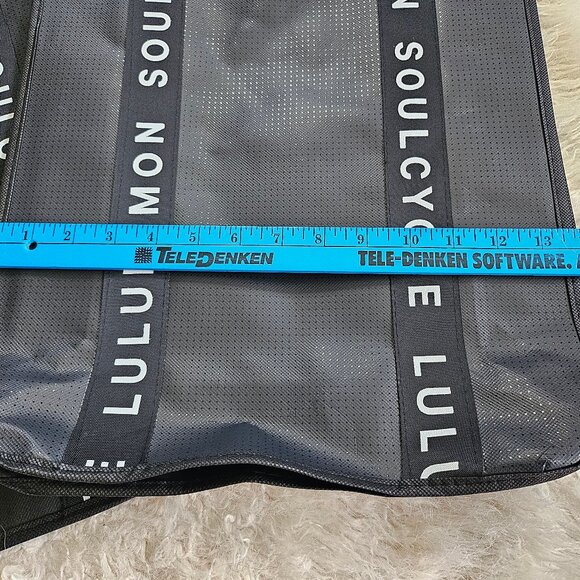 Lululemon Large Black SoulCycle Reflective Reusable Shopping Gym Lunch Bag Lot 2 - Picture 3 of 5